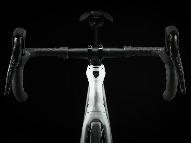 Trek Madone SL 6 Carbon Road Bike 2022 in White-3